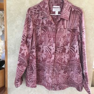 Women’s classic jacket.